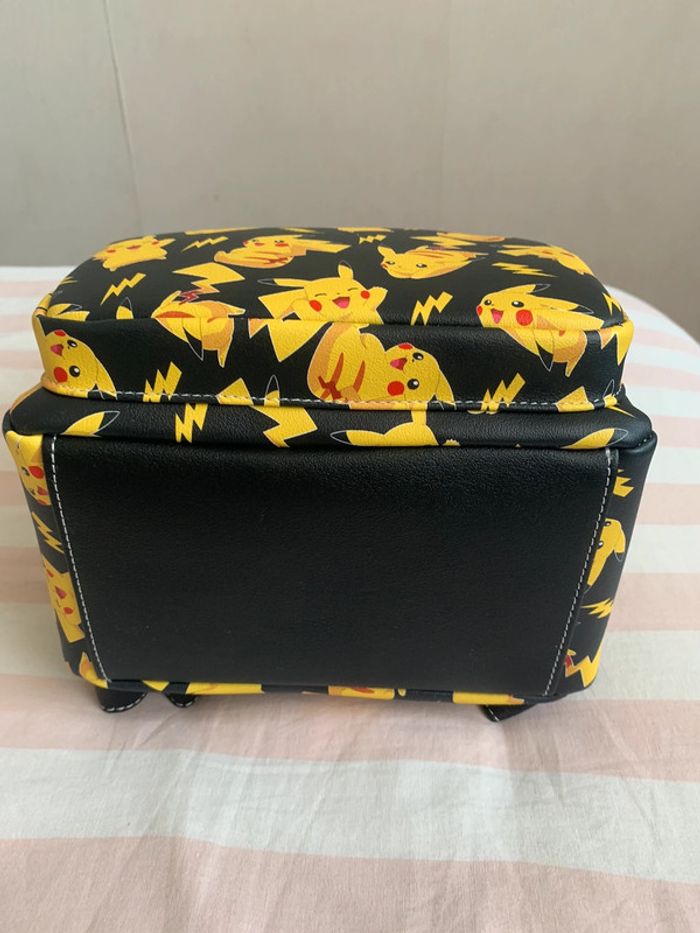 Sac Loungefly noir Pokemon Pikachu - photo numéro 6