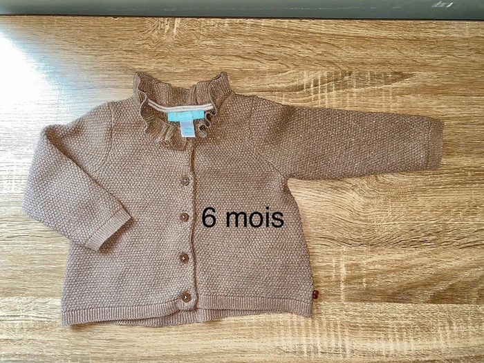 Gilets marron très clair / doré - 6 mois