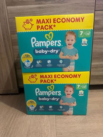 Lot de 2 paquets couche Pampers Baby Dry taille 7  -