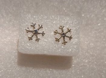 Boucles d'oreilles à clou flocon de neige