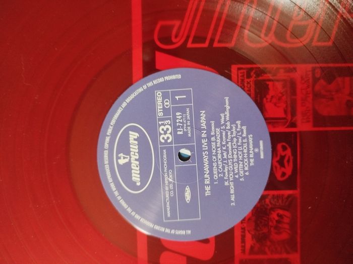 The runaways - Live in Japan - Vinyle (1000 ex) - photo numéro 8