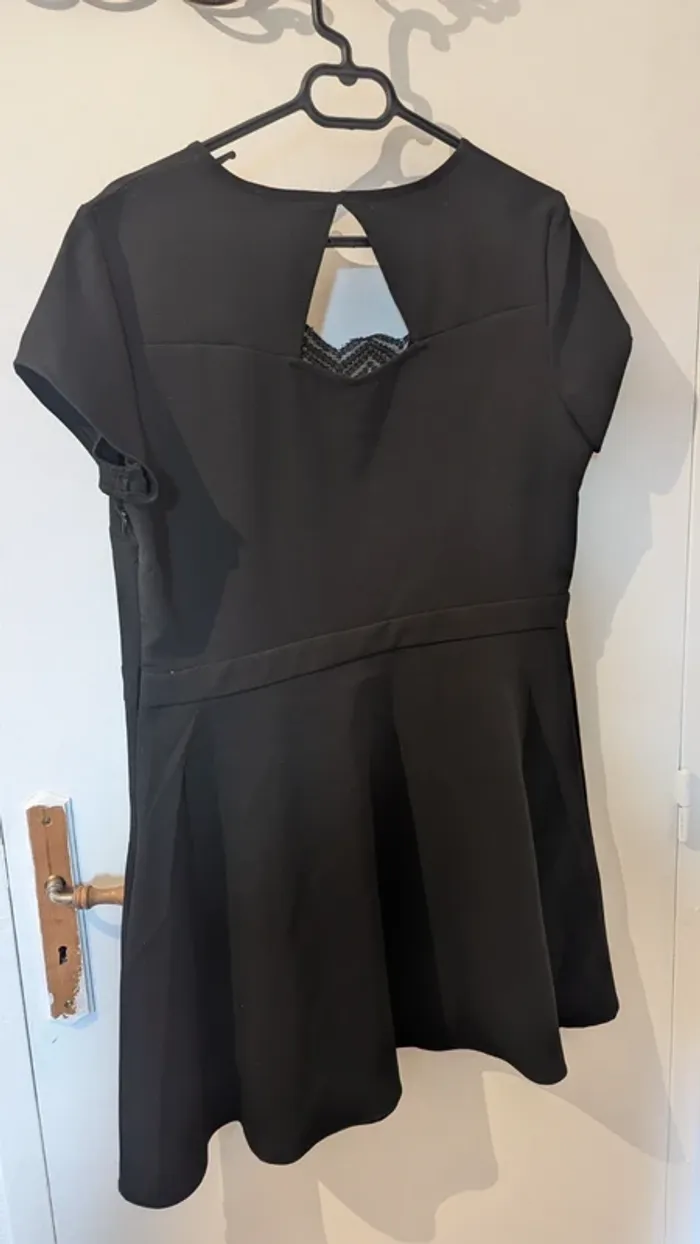 Robe Bonobo noir - photo numéro 3