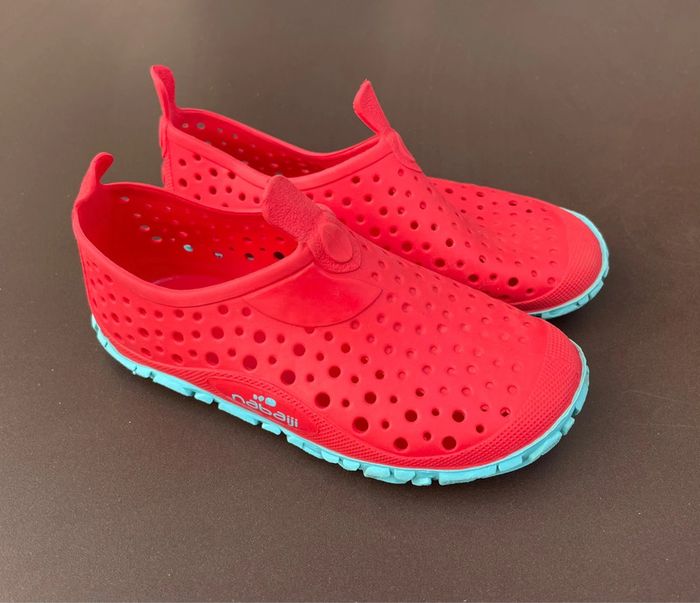 Chaussures aquatiques 27/28
