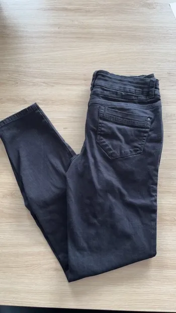 Jean noir femme