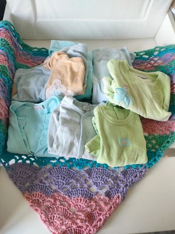Lot pyjamas fille/garcon 1mois