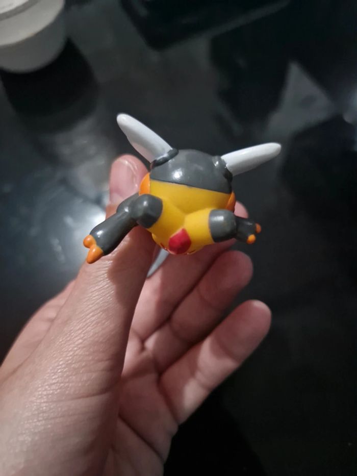 Figurine pokémon - photo numéro 4