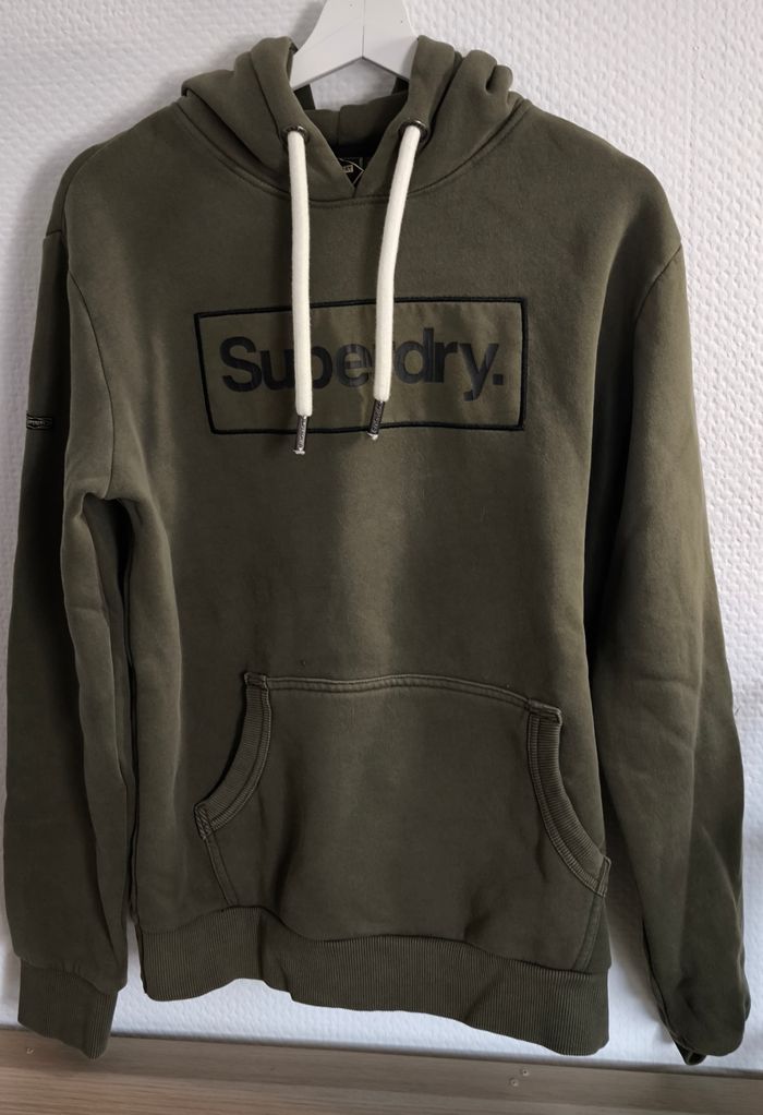 Sweat à capuche Superdry