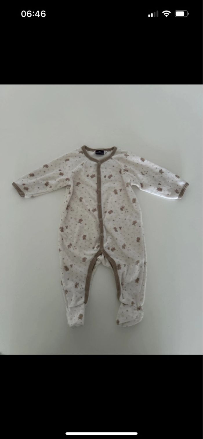Lot 9 pyjamas 6 mois - photo numéro 4