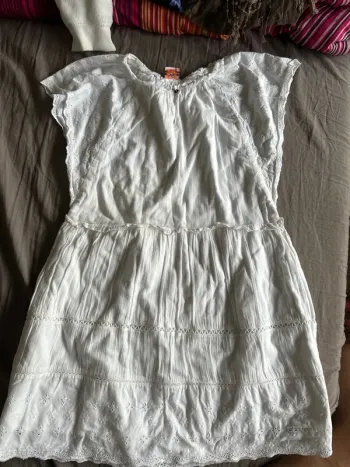 Très belle robe 116