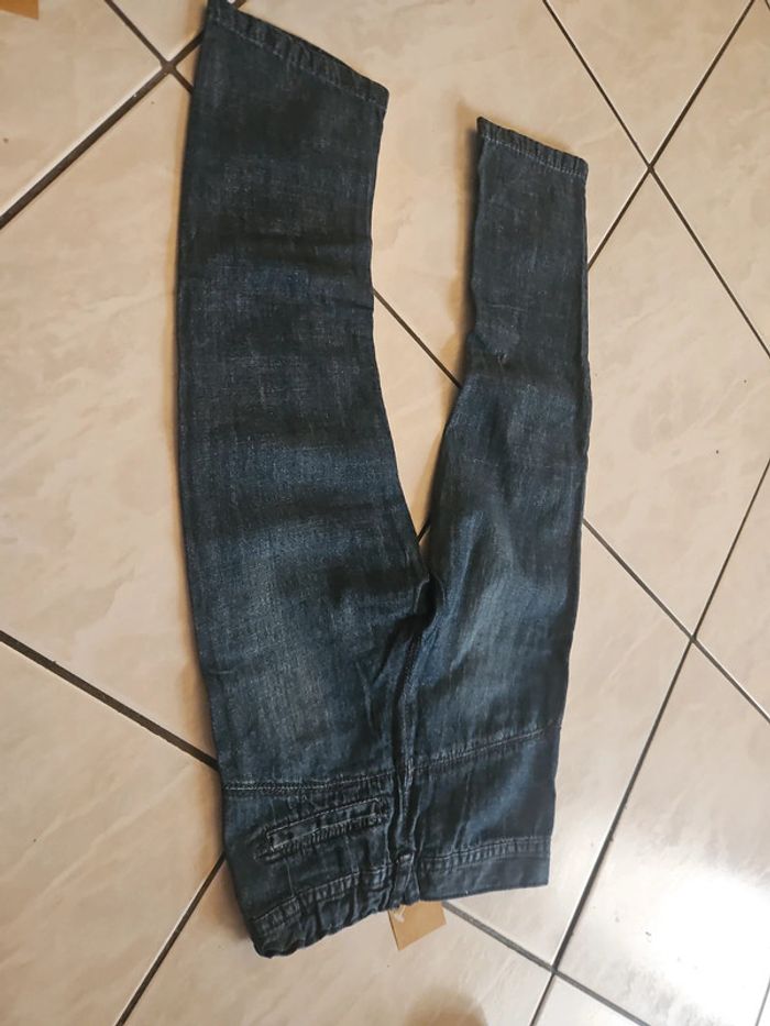 Jean neuf - photo numéro 10