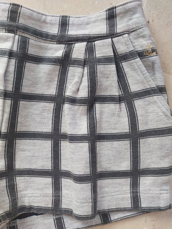 Short Petit Bateau T.6A - photo numéro 2