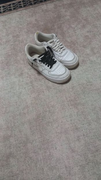 Bonjour je vend mais air force