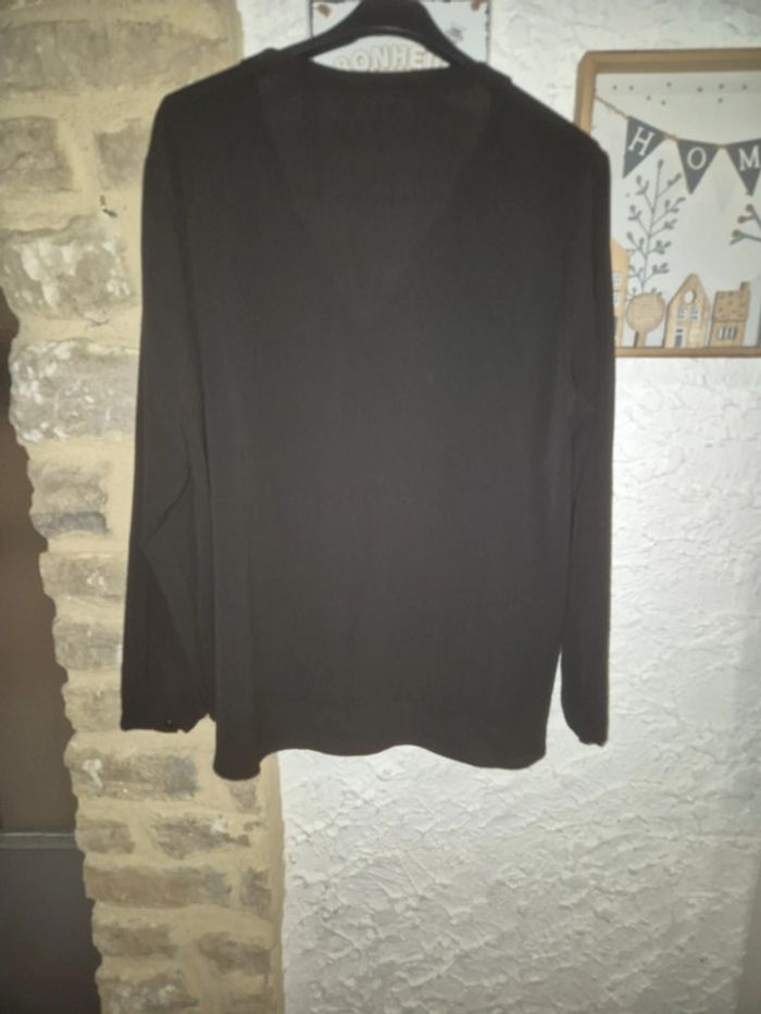 Jolie petite chemise col V noire avec jolis détails Inextenso taille 46 - photo numéro 8