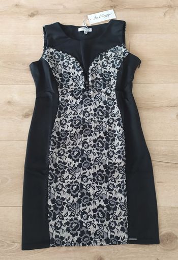 Robe fourreau noire et beige taille 3 Jus d'orange