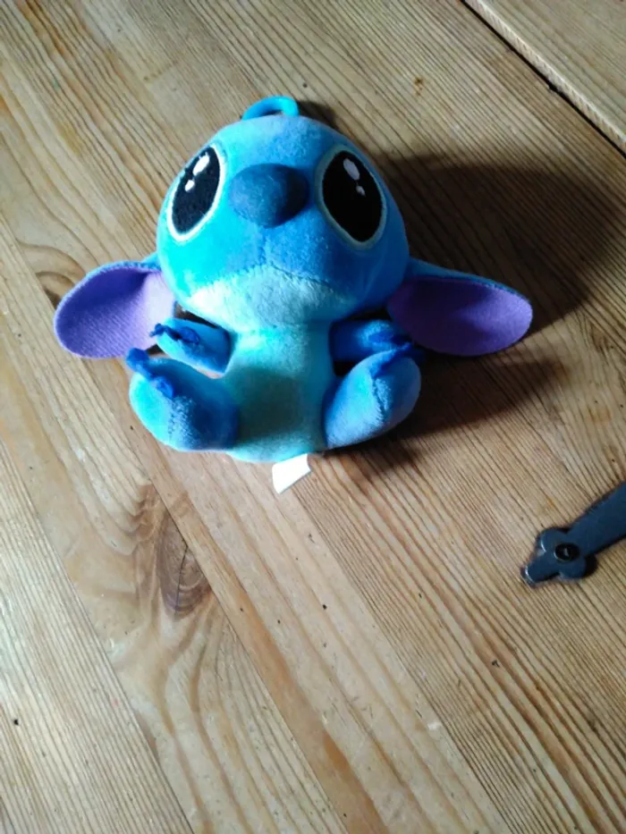 Peluche Stitch porte - photo numéro 3