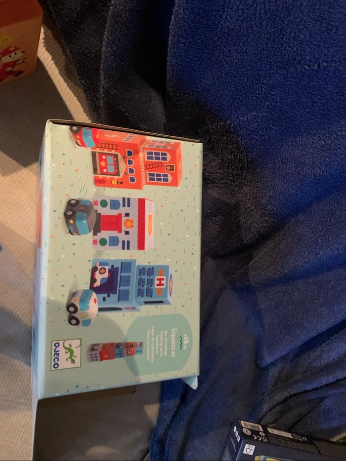Cube à empiler