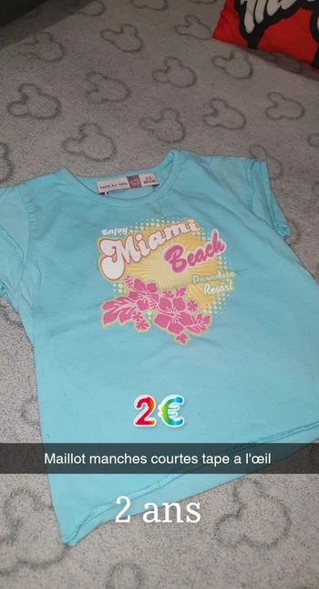 Tee-shirt tape à l'œil