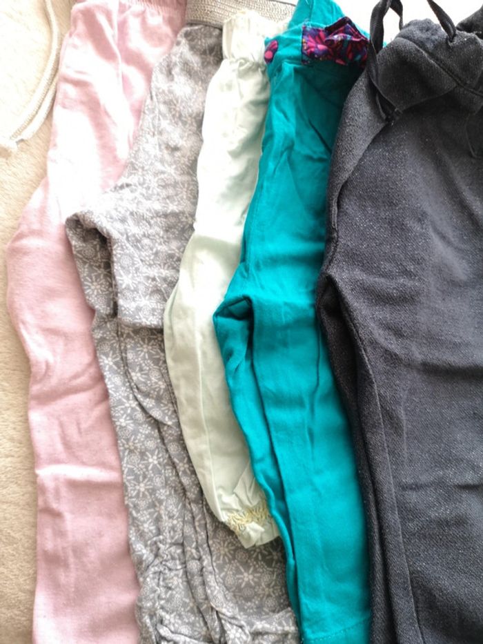 Lot 5 pantalons légers 24 mois