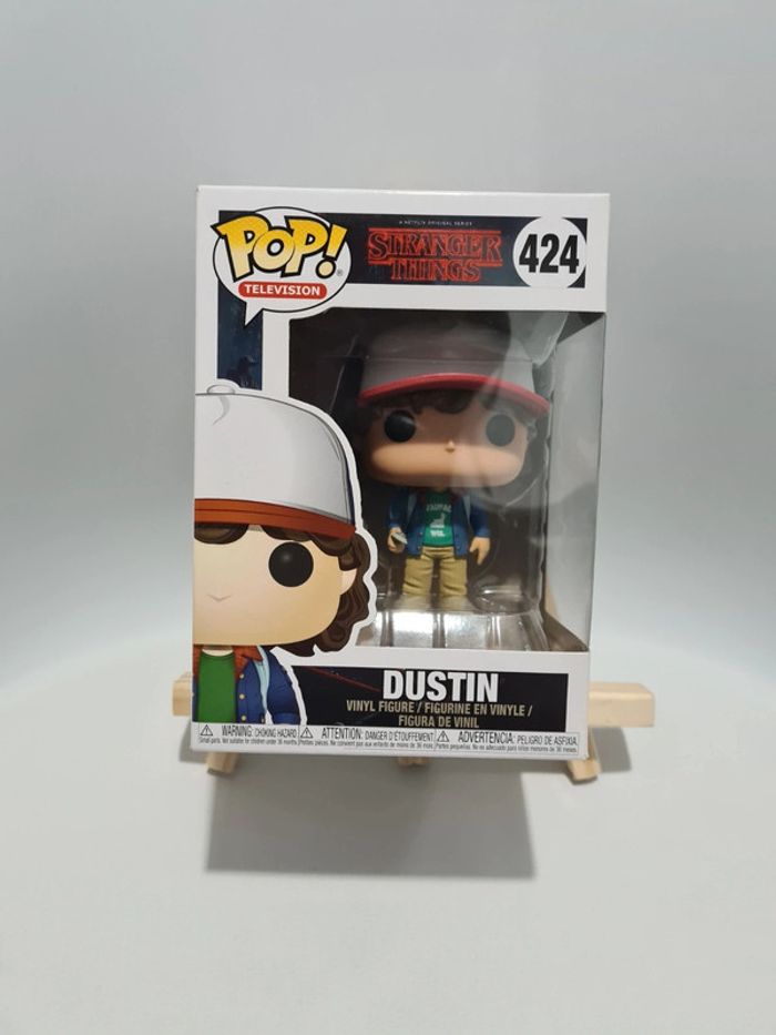 Pop Dustin 424