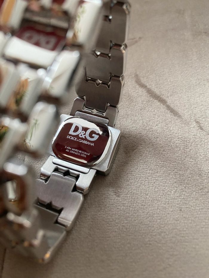 Montre femme en acier, mouvement quartz, affichage analogique - Dolce & Gabbana D&G DW0470 - NEUVE - photo numéro 2