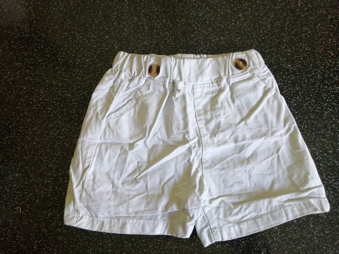 Short bébé