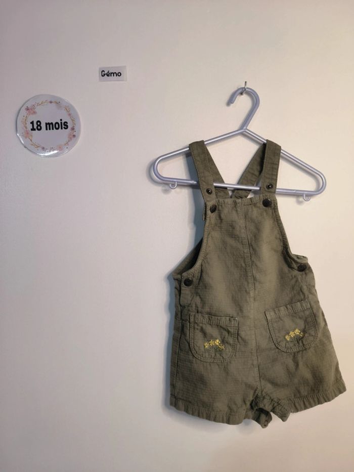 Lot 8 Robes et combishort 18 mois - photo numéro 2