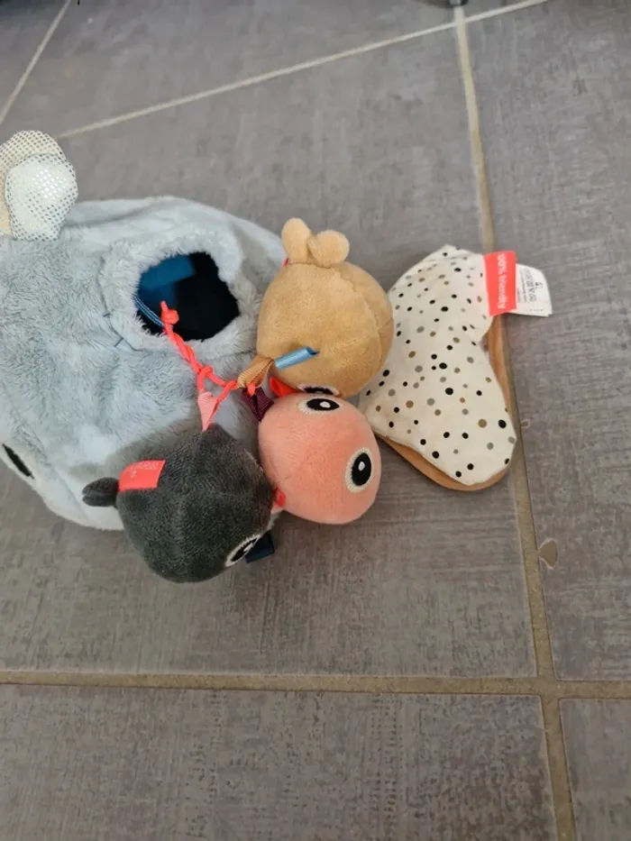 Peluche baleine et ses 3 petits. - photo numéro 2