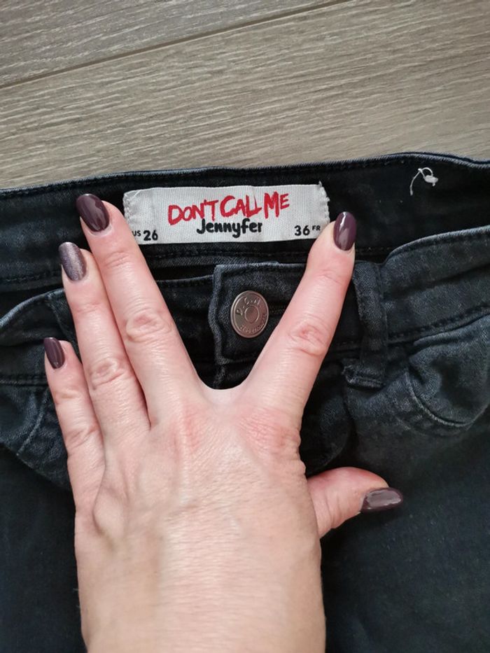 Skinny noir - photo numéro 2