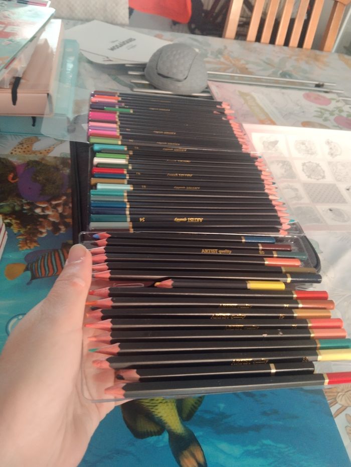 Crayons de couleurs - photo numéro 4