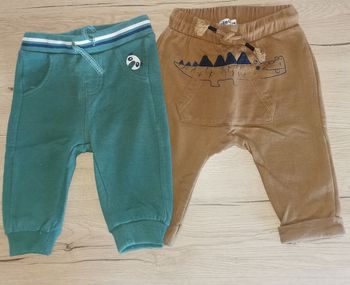 Lot 2 pantalons garçon 6 mois Gémo 