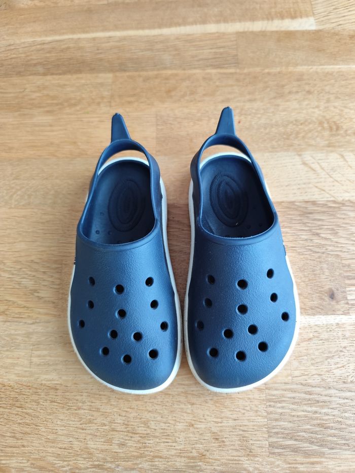 Crocs taille 24-25