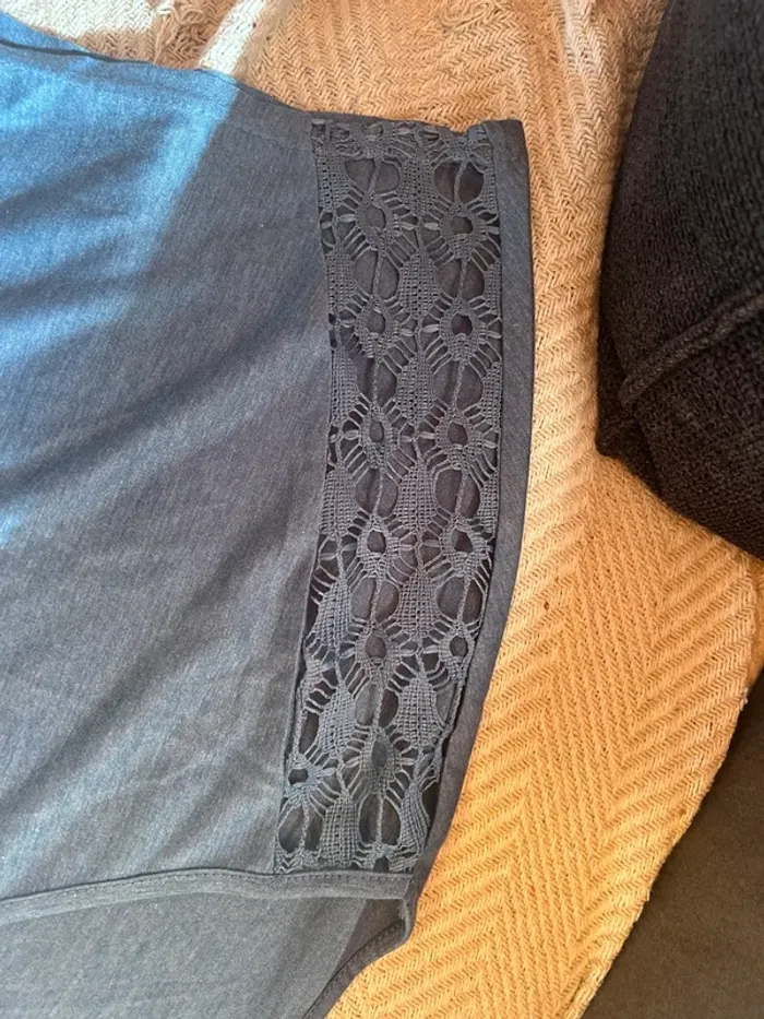 TEE shirt - photo numéro 2
