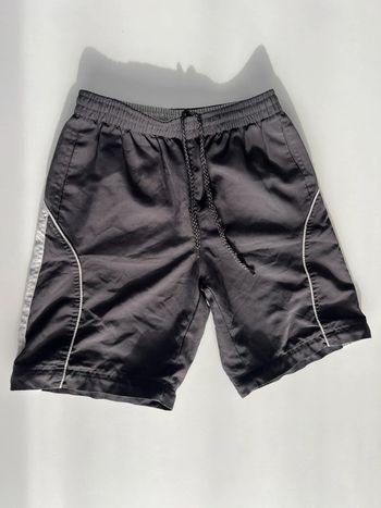 Short 6 ans