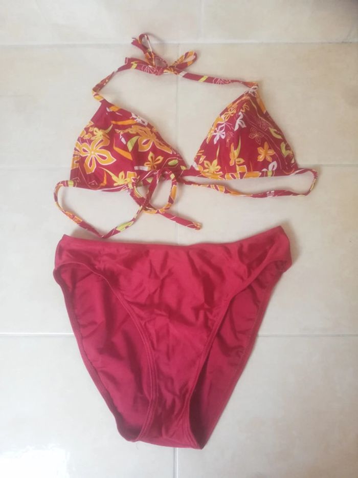 Maillot de bain rouge femme