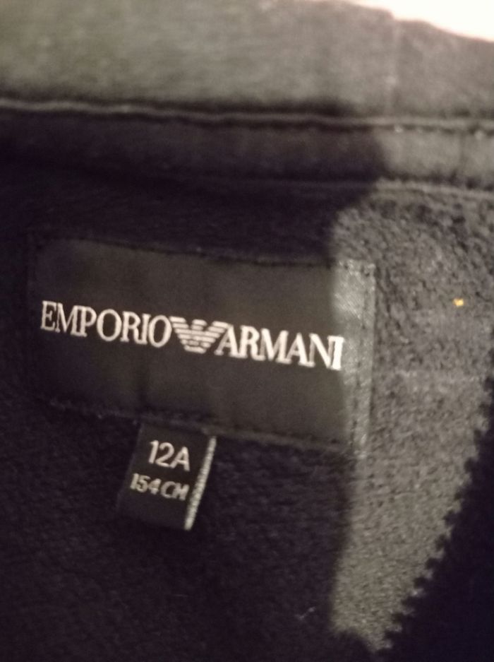 Veste Armani 12ans - photo numéro 3