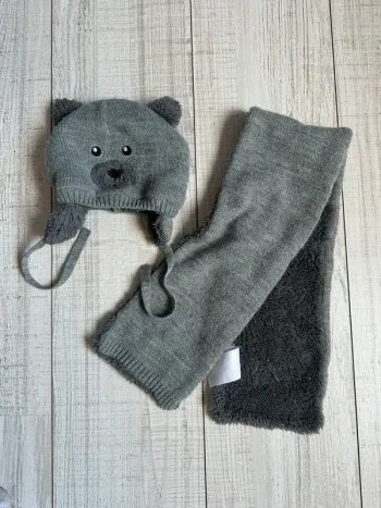 Bonnet écharpe nounours 6/12 mois
