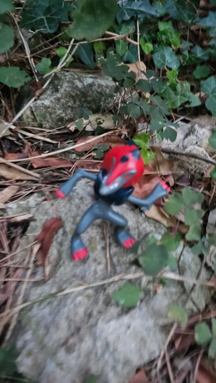 Super figurine Pokemon Nintendo zoroark - photo numéro 2