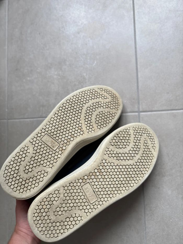 Chaussures levi’s taille 43 - photo numéro 4