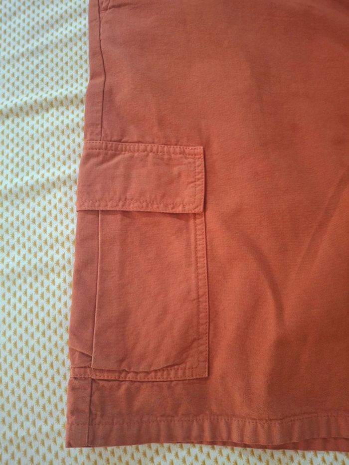 Bermuda homme taille 52  coloris rouille  poche sur le côté - photo numéro 3