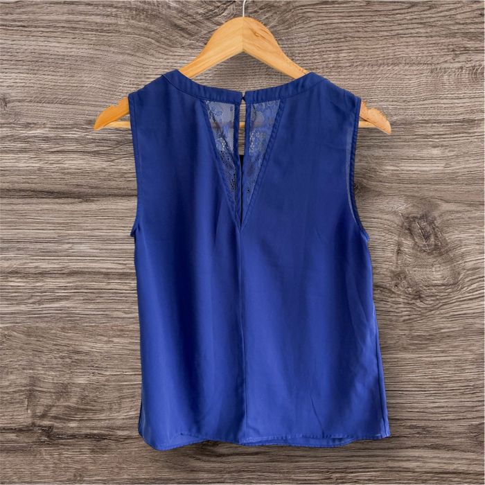 Blouse sans manches bleu camaïeu taille 36 S - photo numéro 2