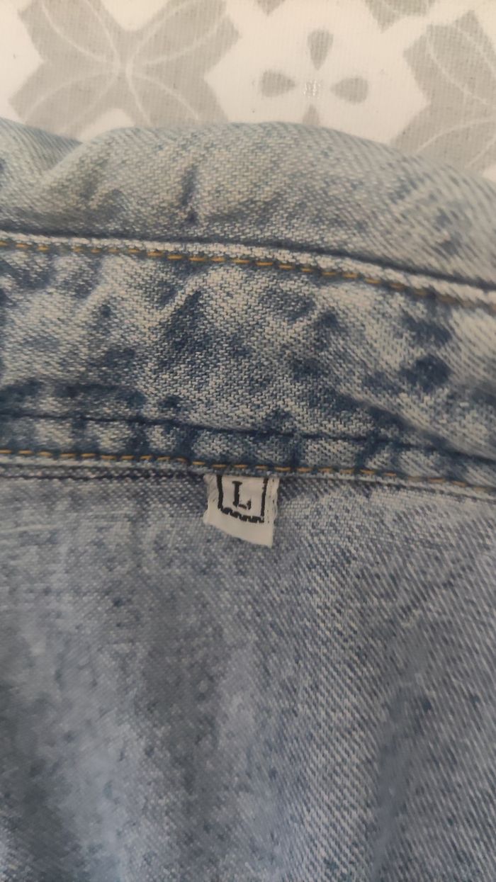 Chemise homme en jean taille L - photo numéro 3
