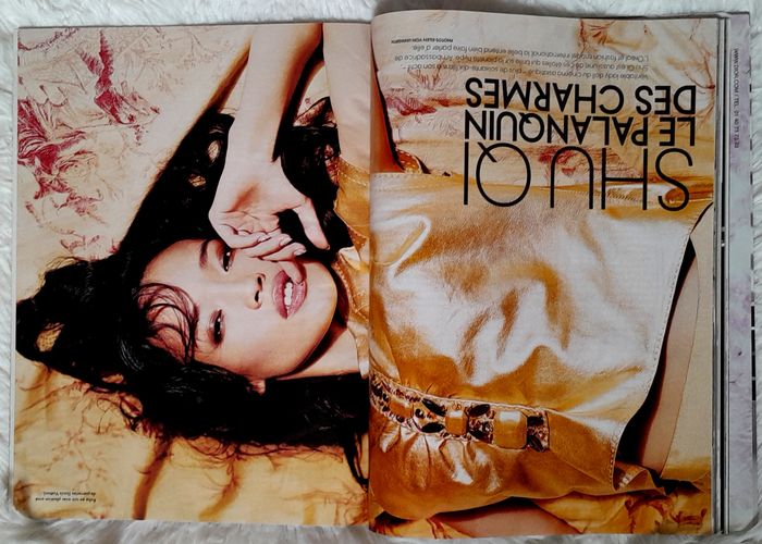 Magazine Elle n°3135 janvier 2006 spécial Angelina Jolie - photo numéro 9