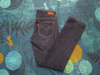 Jean Levi's femme coupe Modern Rise Straight Taille 34 W25 L30 dark Bleu brut (F631)