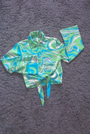 Chemise à nouer coloré