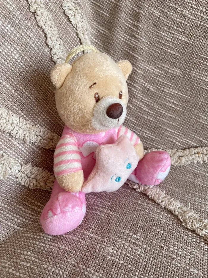 Peluche doudou 18cm ours beige et rose rayé avec étoile très bon état - photo numéro 2