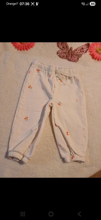 Pantalon bébé taille 12 mois