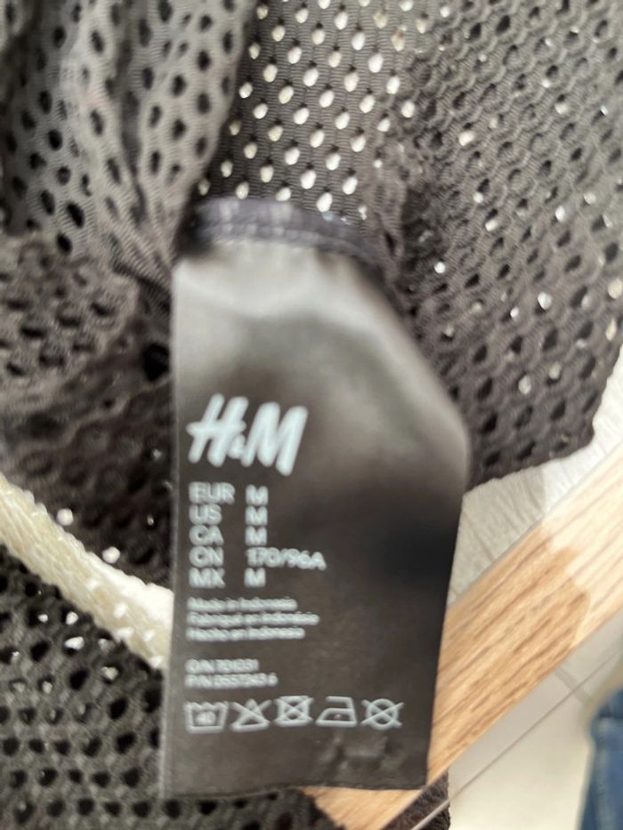 Haut noir 38 H&M - photo numéro 5