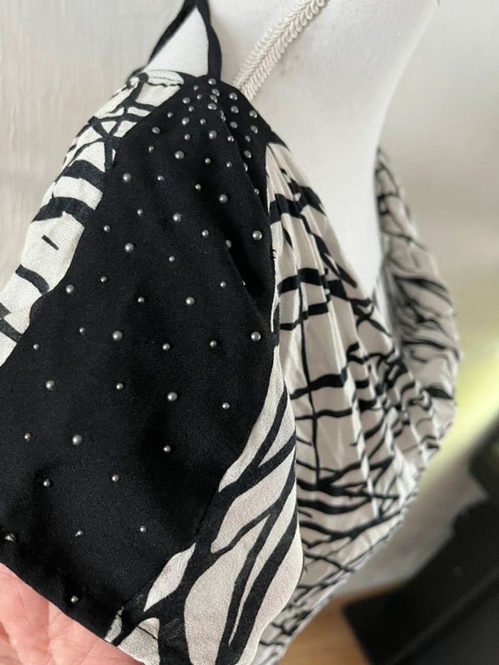 Jolie robe Ikks taille M - photo numéro 2
