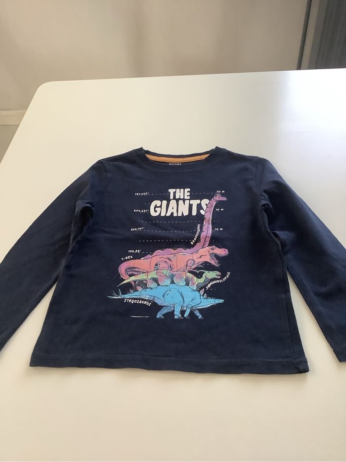 T-shirt manche longue taille 4 ans