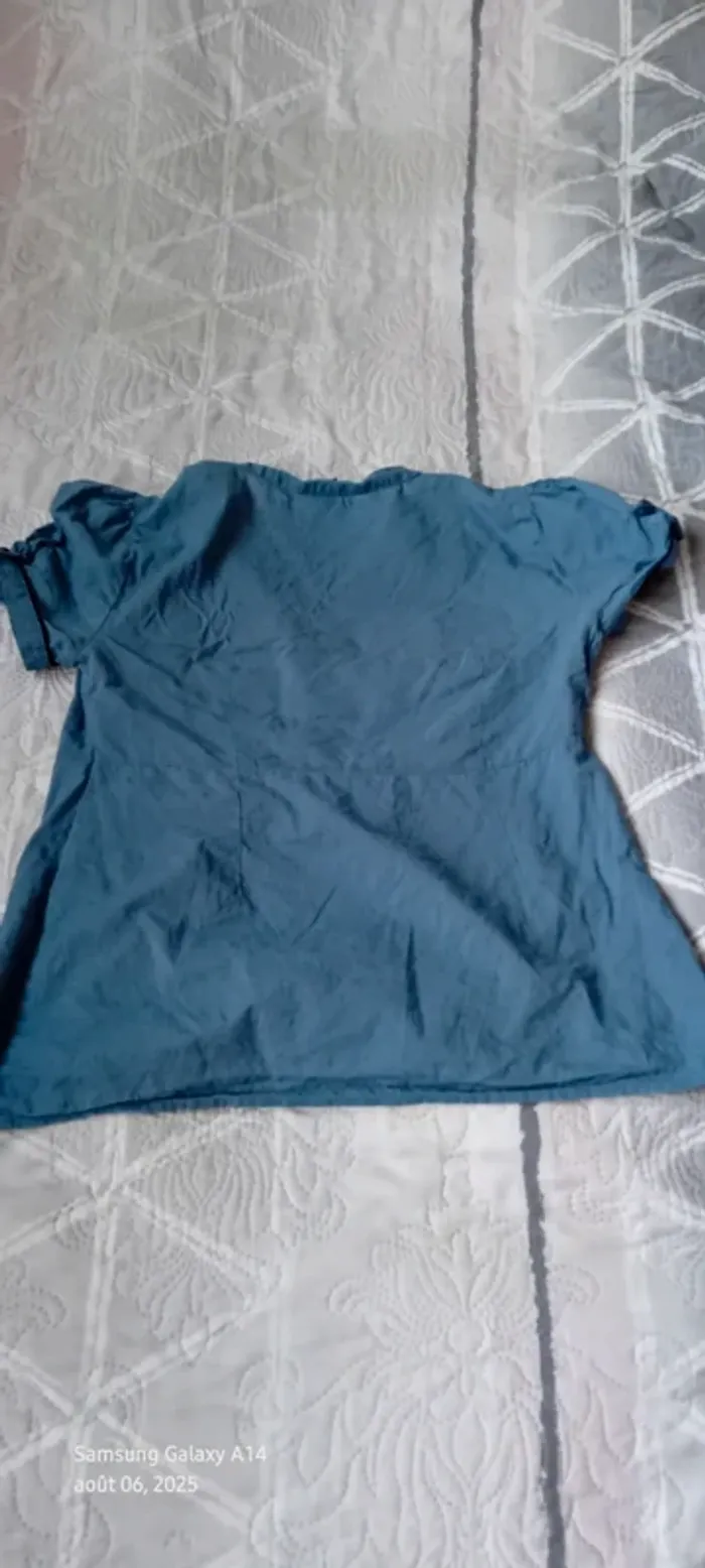 Blouse manches courtes col V avec boutons et broderies bleu femme 36 h&m - photo numéro 20
